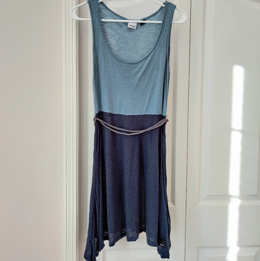 Bench Dress in blue